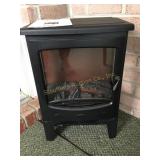 Plow & Hearth studio electric heater  #66N32BK