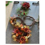 5 fall & Summer wreaths  22' largest dia