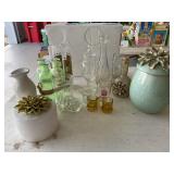 Misc glassware, vases, chrysanthemum lidded bowl