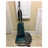 Riccar Vacuum Store vac, 8850