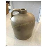 Stoneware jug, 9.5'
