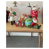 Clothtique Santaï¿½s, etc 11' tallest