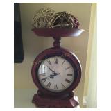 Battery operated scale clock 12'h