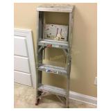 All American metal step ladder 4ï¿½