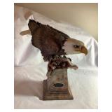 "Free Reignï¿½ bald Eagle sculpture, Stephen