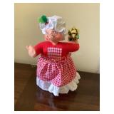Annalee Mrs Santa Claus doll, 6.5"H