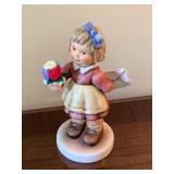Goebel Hummel figurine, For Mommy, 4.25"
