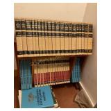 World Book encyclopedia set w/ stand & US