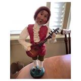 Byers Choice Caroler, man with lute, 13"H