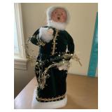 Byers Choice Carolers-1999-Mrs Claus w/