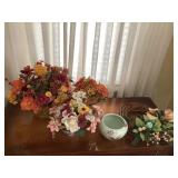 Silk Floral arrangements w/misc. pots, wreath
