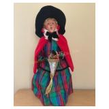 Byers Choice LTD. 2003 victorian shopper.-12"