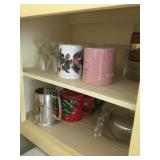 Content of cabinet, mugs, Pyrex, dessert