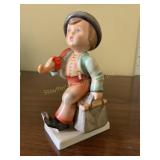 Goebel Hummel figurine- Merry Wanderer-4" tall