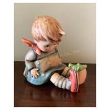 Goebel Hummel figurine, Friend or Foe, 1983, 4"H