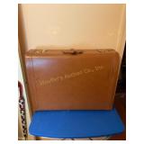 Luggage brown leather 24" x 7ï¿½ x 18, shows wear