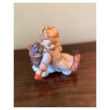 Goebel Hummel figurine, Love from Above, 3.25"H