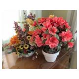 4 Silk artificial floral arrangements, various