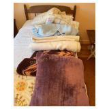 7+ blankets, afghan, pillow