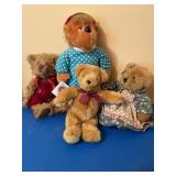 Bernstein bear, Mulberry, Russ & ? Bears