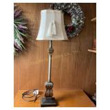Lamp 33' high plastic & metal, working