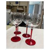 Pfaltzgraff Winterberry 4 Wine goblets 8 1/2' tall