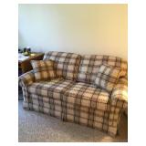 Smith Brothers loveseat w/ 2 pillows , 64" x 33"