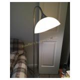 Floor lamp w/ flexible head 60" tall works