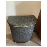 Clothes hamper 21" x 25"