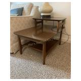 2 level End table  20" x 30" x 20", no contents