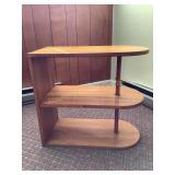 Wood shelves 25" x 23" x 12.5"