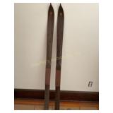 Ranger 509 wood skis 58"