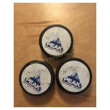 3 Wayne Gretzky peak antifreeze promo pucks
