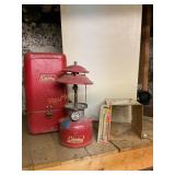 Coleman 200A single lantern, w/ metal case,