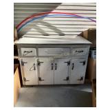 Wood cabinet w/ hard top 44" x 32ï¿½ x 23ï¿½