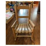Childï¿½s wood rocking chair 15" x 23ï¿½ x20ï¿½