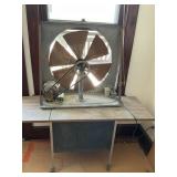Large fan 33" x 31ï¿½ & table 52ï¿½ x 25ï¿½, working