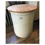 Vintage 20 gal salt glazed stoneware crock