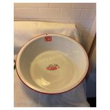 Federal Enameled ware- Pittsburgh USA. 5" x 16ï¿½