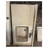 Wash sink, faucet 49" x 26ï¿½