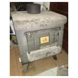 The Earth Stove 1000 Series,ser.#BJ-A0219 cast