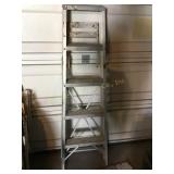 5ft Aluminum step ladder