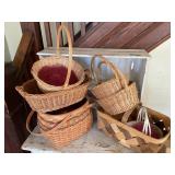 6 baskets 16" x 7ï¿½ largest, Easter grass, etc