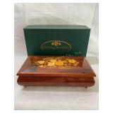 Reed & Barton music box 10" x 2 1/2ï¿½ x 5 1/2ï¿½
