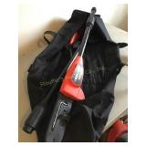 Black & Decker cordless pole saw w/bag &