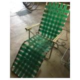 Vtg. Aluminum outdoor lounge chair