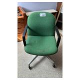 GREEN OFFICE CHAIR