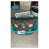 LAUNDRY BASKET, PILLOWS