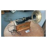 THOMAS HOME PHONOGRAPH. Repop