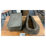 HORSE COLLAR, METAL BOX